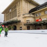 Cet hiver, la place de la gare de Lausanne s'était transformée en patinoire.